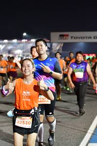 BIB: 202, 9528, 22530
                            <button type="button" onclick="openModal(14678873)" class="btn btn-primary btn-sm float-right btn-popup" data-toggle="modal" data-target=".modal-high-quality">
                        <i class="fas fa-shopping-cart"></i> Add to Cart
                    </button>
                                            <button type="button" onclick="isThisMe(14678873, true)" class="btn btn-success btn-sm float-right btn-popup btn-isme hidden" data-toggle="tooltip" data-placement="bottom" title="นี่คือรูปของคุณใช่ไหม คลิกที่นี่เพื่อเอาเข้าอัลบั้ม">
                        <i class="fas fa-plus"></i> Add to album
                    </button>
                    <button type="button" onclick="isThisMe(14678873, false)" class="btn btn-warning btn-sm float-right btn-popup btn-isnotme hidden">
                        <i class="fas fa-ban"></i> Remove from album
                    </button>