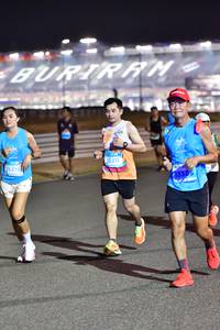 BIB: 15211, 15319, 3305
                            <button type="button" onclick="openModal(14869300)" class="btn btn-primary btn-sm float-right btn-popup" data-toggle="modal" data-target=".modal-high-quality">
                        <i class="fas fa-shopping-cart"></i> Add to Cart
                    </button>
                                            <button type="button" onclick="isThisMe(14869300, true)" class="btn btn-success btn-sm float-right btn-popup btn-isme hidden" data-toggle="tooltip" data-placement="bottom" title="นี่คือรูปของคุณใช่ไหม คลิกที่นี่เพื่อเอาเข้าอัลบั้ม">
                        <i class="fas fa-plus"></i> Add to album
                    </button>
                    <button type="button" onclick="isThisMe(14869300, false)" class="btn btn-warning btn-sm float-right btn-popup btn-isnotme hidden">
                        <i class="fas fa-ban"></i> Remove from album
                    </button>