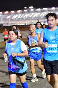 BIB: 10046, 13457
                            <button type="button" onclick="openModal(14895568)" class="btn btn-primary btn-sm float-right btn-popup" data-toggle="modal" data-target=".modal-high-quality">
                        <i class="fas fa-shopping-cart"></i> Add to Cart
                    </button>
                                            <button type="button" onclick="isThisMe(14895568, true)" class="btn btn-success btn-sm float-right btn-popup btn-isme hidden" data-toggle="tooltip" data-placement="bottom" title="นี่คือรูปของคุณใช่ไหม คลิกที่นี่เพื่อเอาเข้าอัลบั้ม">
                        <i class="fas fa-plus"></i> Add to album
                    </button>
                    <button type="button" onclick="isThisMe(14895568, false)" class="btn btn-warning btn-sm float-right btn-popup btn-isnotme hidden">
                        <i class="fas fa-ban"></i> Remove from album
                    </button>