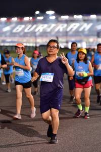 BIB: 960, 14114
                            <button type="button" onclick="openModal(14902675)" class="btn btn-primary btn-sm float-right btn-popup" data-toggle="modal" data-target=".modal-high-quality">
                        <i class="fas fa-shopping-cart"></i> Add to Cart
                    </button>
                                            <button type="button" onclick="isThisMe(14902675, true)" class="btn btn-success btn-sm float-right btn-popup btn-isme hidden" data-toggle="tooltip" data-placement="bottom" title="นี่คือรูปของคุณใช่ไหม คลิกที่นี่เพื่อเอาเข้าอัลบั้ม">
                        <i class="fas fa-plus"></i> Add to album
                    </button>
                    <button type="button" onclick="isThisMe(14902675, false)" class="btn btn-warning btn-sm float-right btn-popup btn-isnotme hidden">
                        <i class="fas fa-ban"></i> Remove from album
                    </button>