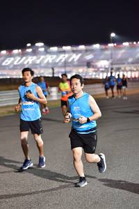 BIB: 10220
                            <button type="button" onclick="openModal(14877999)" class="btn btn-primary btn-sm float-right btn-popup" data-toggle="modal" data-target=".modal-high-quality">
                        <i class="fas fa-shopping-cart"></i> Add to Cart
                    </button>
                                            <button type="button" onclick="isThisMe(14877999, true)" class="btn btn-success btn-sm float-right btn-popup btn-isme hidden" data-toggle="tooltip" data-placement="bottom" title="นี่คือรูปของคุณใช่ไหม คลิกที่นี่เพื่อเอาเข้าอัลบั้ม">
                        <i class="fas fa-plus"></i> Add to album
                    </button>
                    <button type="button" onclick="isThisMe(14877999, false)" class="btn btn-warning btn-sm float-right btn-popup btn-isnotme hidden">
                        <i class="fas fa-ban"></i> Remove from album
                    </button>