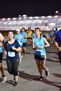 BIB: 11865, 
                            <button type="button" onclick="openModal(14885697)" class="btn btn-primary btn-sm float-right btn-popup" data-toggle="modal" data-target=".modal-high-quality">
                        <i class="fas fa-shopping-cart"></i> Add to Cart
                    </button>
                                            <button type="button" onclick="isThisMe(14885697, true)" class="btn btn-success btn-sm float-right btn-popup btn-isme hidden" data-toggle="tooltip" data-placement="bottom" title="นี่คือรูปของคุณใช่ไหม คลิกที่นี่เพื่อเอาเข้าอัลบั้ม">
                        <i class="fas fa-plus"></i> Add to album
                    </button>
                    <button type="button" onclick="isThisMe(14885697, false)" class="btn btn-warning btn-sm float-right btn-popup btn-isnotme hidden">
                        <i class="fas fa-ban"></i> Remove from album
                    </button>