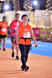BIB: 288
                            <button type="button" onclick="openModal(15049807)" class="btn btn-primary btn-sm float-right btn-popup" data-toggle="modal" data-target=".modal-high-quality">
                        <i class="fas fa-shopping-cart"></i> Add to Cart
                    </button>
                                            <button type="button" onclick="isThisMe(15049807, true)" class="btn btn-success btn-sm float-right btn-popup btn-isme hidden" data-toggle="tooltip" data-placement="bottom" title="นี่คือรูปของคุณใช่ไหม คลิกที่นี่เพื่อเอาเข้าอัลบั้ม">
                        <i class="fas fa-plus"></i> Add to album
                    </button>
                    <button type="button" onclick="isThisMe(15049807, false)" class="btn btn-warning btn-sm float-right btn-popup btn-isnotme hidden">
                        <i class="fas fa-ban"></i> Remove from album
                    </button>