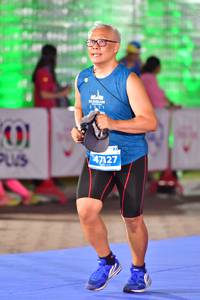 BIB: 021, 47127
                            <button type="button" onclick="openModal(15116261)" class="btn btn-primary btn-sm float-right btn-popup" data-toggle="modal" data-target=".modal-high-quality">
                        <i class="fas fa-shopping-cart"></i> Add to Cart
                    </button>
                                            <button type="button" onclick="isThisMe(15116261, true)" class="btn btn-success btn-sm float-right btn-popup btn-isme hidden" data-toggle="tooltip" data-placement="bottom" title="นี่คือรูปของคุณใช่ไหม คลิกที่นี่เพื่อเอาเข้าอัลบั้ม">
                        <i class="fas fa-plus"></i> Add to album
                    </button>
                    <button type="button" onclick="isThisMe(15116261, false)" class="btn btn-warning btn-sm float-right btn-popup btn-isnotme hidden">
                        <i class="fas fa-ban"></i> Remove from album
                    </button>