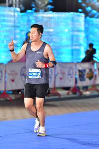 BIB: 47064
                            <button type="button" onclick="openModal(15117098)" class="btn btn-primary btn-sm float-right btn-popup" data-toggle="modal" data-target=".modal-high-quality">
                        <i class="fas fa-shopping-cart"></i> Add to Cart
                    </button>
                                            <button type="button" onclick="isThisMe(15117098, true)" class="btn btn-success btn-sm float-right btn-popup btn-isme hidden" data-toggle="tooltip" data-placement="bottom" title="นี่คือรูปของคุณใช่ไหม คลิกที่นี่เพื่อเอาเข้าอัลบั้ม">
                        <i class="fas fa-plus"></i> Add to album
                    </button>
                    <button type="button" onclick="isThisMe(15117098, false)" class="btn btn-warning btn-sm float-right btn-popup btn-isnotme hidden">
                        <i class="fas fa-ban"></i> Remove from album
                    </button>