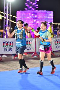 BIB: 41289, 108
                            <button type="button" onclick="openModal(15113215)" class="btn btn-primary btn-sm float-right btn-popup" data-toggle="modal" data-target=".modal-high-quality">
                        <i class="fas fa-shopping-cart"></i> Add to Cart
                    </button>
                                            <button type="button" onclick="isThisMe(15113215, true)" class="btn btn-success btn-sm float-right btn-popup btn-isme hidden" data-toggle="tooltip" data-placement="bottom" title="นี่คือรูปของคุณใช่ไหม คลิกที่นี่เพื่อเอาเข้าอัลบั้ม">
                        <i class="fas fa-plus"></i> Add to album
                    </button>
                    <button type="button" onclick="isThisMe(15113215, false)" class="btn btn-warning btn-sm float-right btn-popup btn-isnotme hidden">
                        <i class="fas fa-ban"></i> Remove from album
                    </button>