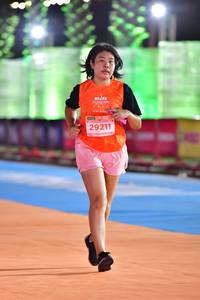 BIB: 29211
                            <button type="button" onclick="openModal(15100137)" class="btn btn-primary btn-sm float-right btn-popup" data-toggle="modal" data-target=".modal-high-quality">
                        <i class="fas fa-shopping-cart"></i> Add to Cart
                    </button>
                                            <button type="button" onclick="isThisMe(15100137, true)" class="btn btn-success btn-sm float-right btn-popup btn-isme hidden" data-toggle="tooltip" data-placement="bottom" title="นี่คือรูปของคุณใช่ไหม คลิกที่นี่เพื่อเอาเข้าอัลบั้ม">
                        <i class="fas fa-plus"></i> Add to album
                    </button>
                    <button type="button" onclick="isThisMe(15100137, false)" class="btn btn-warning btn-sm float-right btn-popup btn-isnotme hidden">
                        <i class="fas fa-ban"></i> Remove from album
                    </button>