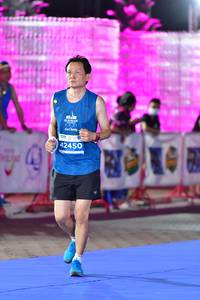 BIB: 2021, 42450
                            <button type="button" onclick="openModal(15114029)" class="btn btn-primary btn-sm float-right btn-popup" data-toggle="modal" data-target=".modal-high-quality">
                        <i class="fas fa-shopping-cart"></i> Add to Cart
                    </button>
                                            <button type="button" onclick="isThisMe(15114029, true)" class="btn btn-success btn-sm float-right btn-popup btn-isme hidden" data-toggle="tooltip" data-placement="bottom" title="นี่คือรูปของคุณใช่ไหม คลิกที่นี่เพื่อเอาเข้าอัลบั้ม">
                        <i class="fas fa-plus"></i> Add to album
                    </button>
                    <button type="button" onclick="isThisMe(15114029, false)" class="btn btn-warning btn-sm float-right btn-popup btn-isnotme hidden">
                        <i class="fas fa-ban"></i> Remove from album
                    </button>