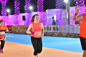 BIB: 292, 9446
                            <button type="button" onclick="openModal(15093377)" class="btn btn-primary btn-sm float-right btn-popup" data-toggle="modal" data-target=".modal-high-quality">
                        <i class="fas fa-shopping-cart"></i> Add to Cart
                    </button>
                                            <button type="button" onclick="isThisMe(15093377, true)" class="btn btn-success btn-sm float-right btn-popup btn-isme hidden" data-toggle="tooltip" data-placement="bottom" title="นี่คือรูปของคุณใช่ไหม คลิกที่นี่เพื่อเอาเข้าอัลบั้ม">
                        <i class="fas fa-plus"></i> Add to album
                    </button>
                    <button type="button" onclick="isThisMe(15093377, false)" class="btn btn-warning btn-sm float-right btn-popup btn-isnotme hidden">
                        <i class="fas fa-ban"></i> Remove from album
                    </button>