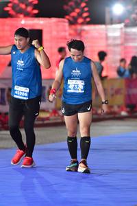 BIB: 45986
                            <button type="button" onclick="openModal(15116097)" class="btn btn-primary btn-sm float-right btn-popup" data-toggle="modal" data-target=".modal-high-quality">
                        <i class="fas fa-shopping-cart"></i> Add to Cart
                    </button>
                                            <button type="button" onclick="isThisMe(15116097, true)" class="btn btn-success btn-sm float-right btn-popup btn-isme hidden" data-toggle="tooltip" data-placement="bottom" title="นี่คือรูปของคุณใช่ไหม คลิกที่นี่เพื่อเอาเข้าอัลบั้ม">
                        <i class="fas fa-plus"></i> Add to album
                    </button>
                    <button type="button" onclick="isThisMe(15116097, false)" class="btn btn-warning btn-sm float-right btn-popup btn-isnotme hidden">
                        <i class="fas fa-ban"></i> Remove from album
                    </button>