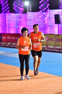 BIB: 26993, 330
                            <button type="button" onclick="openModal(15091073)" class="btn btn-primary btn-sm float-right btn-popup" data-toggle="modal" data-target=".modal-high-quality">
                        <i class="fas fa-shopping-cart"></i> Add to Cart
                    </button>
                                            <button type="button" onclick="isThisMe(15091073, true)" class="btn btn-success btn-sm float-right btn-popup btn-isme hidden" data-toggle="tooltip" data-placement="bottom" title="นี่คือรูปของคุณใช่ไหม คลิกที่นี่เพื่อเอาเข้าอัลบั้ม">
                        <i class="fas fa-plus"></i> Add to album
                    </button>
                    <button type="button" onclick="isThisMe(15091073, false)" class="btn btn-warning btn-sm float-right btn-popup btn-isnotme hidden">
                        <i class="fas fa-ban"></i> Remove from album
                    </button>