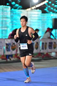 BIB: 48111
                            <button type="button" onclick="openModal(15115722)" class="btn btn-primary btn-sm float-right btn-popup" data-toggle="modal" data-target=".modal-high-quality">
                        <i class="fas fa-shopping-cart"></i> Add to Cart
                    </button>
                                            <button type="button" onclick="isThisMe(15115722, true)" class="btn btn-success btn-sm float-right btn-popup btn-isme hidden" data-toggle="tooltip" data-placement="bottom" title="นี่คือรูปของคุณใช่ไหม คลิกที่นี่เพื่อเอาเข้าอัลบั้ม">
                        <i class="fas fa-plus"></i> Add to album
                    </button>
                    <button type="button" onclick="isThisMe(15115722, false)" class="btn btn-warning btn-sm float-right btn-popup btn-isnotme hidden">
                        <i class="fas fa-ban"></i> Remove from album
                    </button>