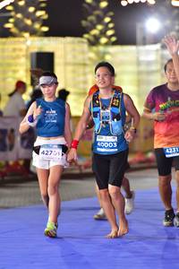 BIB: 40003, 42701, 4231
                            <button type="button" onclick="openModal(15107090)" class="btn btn-primary btn-sm float-right btn-popup" data-toggle="modal" data-target=".modal-high-quality">
                        <i class="fas fa-shopping-cart"></i> Add to Cart
                    </button>
                                            <button type="button" onclick="isThisMe(15107090, true)" class="btn btn-success btn-sm float-right btn-popup btn-isme hidden" data-toggle="tooltip" data-placement="bottom" title="นี่คือรูปของคุณใช่ไหม คลิกที่นี่เพื่อเอาเข้าอัลบั้ม">
                        <i class="fas fa-plus"></i> Add to album
                    </button>
                    <button type="button" onclick="isThisMe(15107090, false)" class="btn btn-warning btn-sm float-right btn-popup btn-isnotme hidden">
                        <i class="fas fa-ban"></i> Remove from album
                    </button>