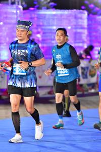 BIB: 098, 41806
                            <button type="button" onclick="openModal(15116178)" class="btn btn-primary btn-sm float-right btn-popup" data-toggle="modal" data-target=".modal-high-quality">
                        <i class="fas fa-shopping-cart"></i> Add to Cart
                    </button>
                                            <button type="button" onclick="isThisMe(15116178, true)" class="btn btn-success btn-sm float-right btn-popup btn-isme hidden" data-toggle="tooltip" data-placement="bottom" title="นี่คือรูปของคุณใช่ไหม คลิกที่นี่เพื่อเอาเข้าอัลบั้ม">
                        <i class="fas fa-plus"></i> Add to album
                    </button>
                    <button type="button" onclick="isThisMe(15116178, false)" class="btn btn-warning btn-sm float-right btn-popup btn-isnotme hidden">
                        <i class="fas fa-ban"></i> Remove from album
                    </button>