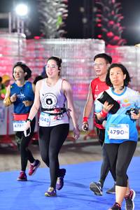 BIB: 043, 4780, 4790
                            <button type="button" onclick="openModal(15119420)" class="btn btn-primary btn-sm float-right btn-popup" data-toggle="modal" data-target=".modal-high-quality">
                        <i class="fas fa-shopping-cart"></i> Add to Cart
                    </button>
                                            <button type="button" onclick="isThisMe(15119420, true)" class="btn btn-success btn-sm float-right btn-popup btn-isme hidden" data-toggle="tooltip" data-placement="bottom" title="นี่คือรูปของคุณใช่ไหม คลิกที่นี่เพื่อเอาเข้าอัลบั้ม">
                        <i class="fas fa-plus"></i> Add to album
                    </button>
                    <button type="button" onclick="isThisMe(15119420, false)" class="btn btn-warning btn-sm float-right btn-popup btn-isnotme hidden">
                        <i class="fas fa-ban"></i> Remove from album
                    </button>