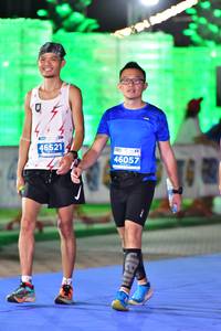 BIB: 46521, 46057
                            <button type="button" onclick="openModal(15119068)" class="btn btn-primary btn-sm float-right btn-popup" data-toggle="modal" data-target=".modal-high-quality">
                        <i class="fas fa-shopping-cart"></i> Add to Cart
                    </button>
                                            <button type="button" onclick="isThisMe(15119068, true)" class="btn btn-success btn-sm float-right btn-popup btn-isme hidden" data-toggle="tooltip" data-placement="bottom" title="นี่คือรูปของคุณใช่ไหม คลิกที่นี่เพื่อเอาเข้าอัลบั้ม">
                        <i class="fas fa-plus"></i> Add to album
                    </button>
                    <button type="button" onclick="isThisMe(15119068, false)" class="btn btn-warning btn-sm float-right btn-popup btn-isnotme hidden">
                        <i class="fas fa-ban"></i> Remove from album
                    </button>