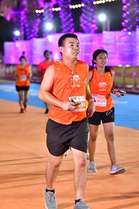BIB: 606, 390
                            <button type="button" onclick="openModal(15103124)" class="btn btn-primary btn-sm float-right btn-popup" data-toggle="modal" data-target=".modal-high-quality">
                        <i class="fas fa-shopping-cart"></i> Add to Cart
                    </button>
                                            <button type="button" onclick="isThisMe(15103124, true)" class="btn btn-success btn-sm float-right btn-popup btn-isme hidden" data-toggle="tooltip" data-placement="bottom" title="นี่คือรูปของคุณใช่ไหม คลิกที่นี่เพื่อเอาเข้าอัลบั้ม">
                        <i class="fas fa-plus"></i> Add to album
                    </button>
                    <button type="button" onclick="isThisMe(15103124, false)" class="btn btn-warning btn-sm float-right btn-popup btn-isnotme hidden">
                        <i class="fas fa-ban"></i> Remove from album
                    </button>