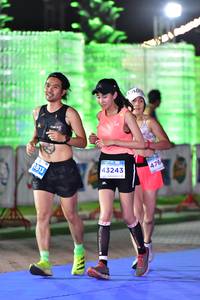 BIB: 4764, 1813, 43243
                            <button type="button" onclick="openModal(15072148)" class="btn btn-primary btn-sm float-right btn-popup" data-toggle="modal" data-target=".modal-high-quality">
                        <i class="fas fa-shopping-cart"></i> Add to Cart
                    </button>
                                            <button type="button" onclick="isThisMe(15072148, true)" class="btn btn-success btn-sm float-right btn-popup btn-isme hidden" data-toggle="tooltip" data-placement="bottom" title="นี่คือรูปของคุณใช่ไหม คลิกที่นี่เพื่อเอาเข้าอัลบั้ม">
                        <i class="fas fa-plus"></i> Add to album
                    </button>
                    <button type="button" onclick="isThisMe(15072148, false)" class="btn btn-warning btn-sm float-right btn-popup btn-isnotme hidden">
                        <i class="fas fa-ban"></i> Remove from album
                    </button>