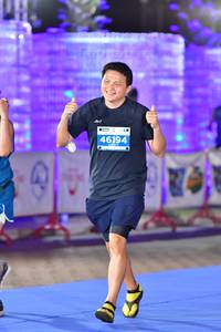 BIB: 46194
                            <button type="button" onclick="openModal(15071061)" class="btn btn-primary btn-sm float-right btn-popup" data-toggle="modal" data-target=".modal-high-quality">
                        <i class="fas fa-shopping-cart"></i> Add to Cart
                    </button>
                                            <button type="button" onclick="isThisMe(15071061, true)" class="btn btn-success btn-sm float-right btn-popup btn-isme hidden" data-toggle="tooltip" data-placement="bottom" title="นี่คือรูปของคุณใช่ไหม คลิกที่นี่เพื่อเอาเข้าอัลบั้ม">
                        <i class="fas fa-plus"></i> Add to album
                    </button>
                    <button type="button" onclick="isThisMe(15071061, false)" class="btn btn-warning btn-sm float-right btn-popup btn-isnotme hidden">
                        <i class="fas fa-ban"></i> Remove from album
                    </button>