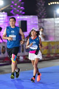 BIB: 253, 8142
                            <button type="button" onclick="openModal(15069591)" class="btn btn-primary btn-sm float-right btn-popup" data-toggle="modal" data-target=".modal-high-quality">
                        <i class="fas fa-shopping-cart"></i> Add to Cart
                    </button>
                                            <button type="button" onclick="isThisMe(15069591, true)" class="btn btn-success btn-sm float-right btn-popup btn-isme hidden" data-toggle="tooltip" data-placement="bottom" title="นี่คือรูปของคุณใช่ไหม คลิกที่นี่เพื่อเอาเข้าอัลบั้ม">
                        <i class="fas fa-plus"></i> Add to album
                    </button>
                    <button type="button" onclick="isThisMe(15069591, false)" class="btn btn-warning btn-sm float-right btn-popup btn-isnotme hidden">
                        <i class="fas fa-ban"></i> Remove from album
                    </button>
