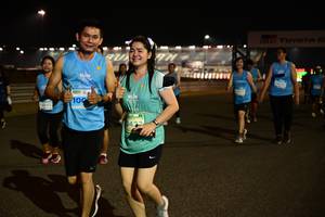 BIB: 100
                            <button type="button" onclick="openModal(14121971)" class="btn btn-primary btn-sm float-right btn-popup" data-toggle="modal" data-target=".modal-high-quality">
                        <i class="fas fa-shopping-cart"></i> Add to Cart
                    </button>
                                            <button type="button" onclick="isThisMe(14121971, true)" class="btn btn-success btn-sm float-right btn-popup btn-isme hidden" data-toggle="tooltip" data-placement="bottom" title="นี่คือรูปของคุณใช่ไหม คลิกที่นี่เพื่อเอาเข้าอัลบั้ม">
                        <i class="fas fa-plus"></i> Add to album
                    </button>
                    <button type="button" onclick="isThisMe(14121971, false)" class="btn btn-warning btn-sm float-right btn-popup btn-isnotme hidden">
                        <i class="fas fa-ban"></i> Remove from album
                    </button>
