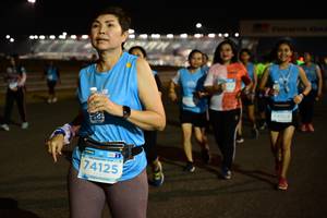 BIB: 74105, 74125, 
                            <button type="button" onclick="openModal(14121686)" class="btn btn-primary btn-sm float-right btn-popup" data-toggle="modal" data-target=".modal-high-quality">
                        <i class="fas fa-shopping-cart"></i> Add to Cart
                    </button>
                                            <button type="button" onclick="isThisMe(14121686, true)" class="btn btn-success btn-sm float-right btn-popup btn-isme hidden" data-toggle="tooltip" data-placement="bottom" title="นี่คือรูปของคุณใช่ไหม คลิกที่นี่เพื่อเอาเข้าอัลบั้ม">
                        <i class="fas fa-plus"></i> Add to album
                    </button>
                    <button type="button" onclick="isThisMe(14121686, false)" class="btn btn-warning btn-sm float-right btn-popup btn-isnotme hidden">
                        <i class="fas fa-ban"></i> Remove from album
                    </button>