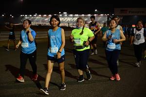 BIB: 0585, 1530, 100, 238
                            <button type="button" onclick="openModal(14121623)" class="btn btn-primary btn-sm float-right btn-popup" data-toggle="modal" data-target=".modal-high-quality">
                        <i class="fas fa-shopping-cart"></i> Add to Cart
                    </button>
                                            <button type="button" onclick="isThisMe(14121623, true)" class="btn btn-success btn-sm float-right btn-popup btn-isme hidden" data-toggle="tooltip" data-placement="bottom" title="นี่คือรูปของคุณใช่ไหม คลิกที่นี่เพื่อเอาเข้าอัลบั้ม">
                        <i class="fas fa-plus"></i> Add to album
                    </button>
                    <button type="button" onclick="isThisMe(14121623, false)" class="btn btn-warning btn-sm float-right btn-popup btn-isnotme hidden">
                        <i class="fas fa-ban"></i> Remove from album
                    </button>