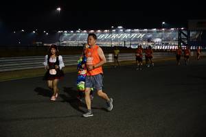 BIB: 
                            <button type="button" onclick="openModal(14082639)" class="btn btn-primary btn-sm float-right btn-popup" data-toggle="modal" data-target=".modal-high-quality">
                        <i class="fas fa-shopping-cart"></i> Add to Cart
                    </button>
                                            <button type="button" onclick="isThisMe(14082639, true)" class="btn btn-success btn-sm float-right btn-popup btn-isme hidden" data-toggle="tooltip" data-placement="bottom" title="นี่คือรูปของคุณใช่ไหม คลิกที่นี่เพื่อเอาเข้าอัลบั้ม">
                        <i class="fas fa-plus"></i> Add to album
                    </button>
                    <button type="button" onclick="isThisMe(14082639, false)" class="btn btn-warning btn-sm float-right btn-popup btn-isnotme hidden">
                        <i class="fas fa-ban"></i> Remove from album
                    </button>