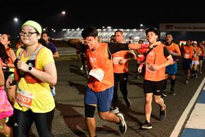 BIB: 250, 28375, 25107
                            <button type="button" onclick="openModal(14072717)" class="btn btn-primary btn-sm float-right btn-popup" data-toggle="modal" data-target=".modal-high-quality">
                        <i class="fas fa-shopping-cart"></i> Add to Cart
                    </button>
                                            <button type="button" onclick="isThisMe(14072717, true)" class="btn btn-success btn-sm float-right btn-popup btn-isme hidden" data-toggle="tooltip" data-placement="bottom" title="นี่คือรูปของคุณใช่ไหม คลิกที่นี่เพื่อเอาเข้าอัลบั้ม">
                        <i class="fas fa-plus"></i> Add to album
                    </button>
                    <button type="button" onclick="isThisMe(14072717, false)" class="btn btn-warning btn-sm float-right btn-popup btn-isnotme hidden">
                        <i class="fas fa-ban"></i> Remove from album
                    </button>