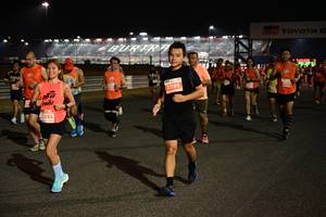 BIB: 21195, 2886
                            <button type="button" onclick="openModal(14066044)" class="btn btn-primary btn-sm float-right btn-popup" data-toggle="modal" data-target=".modal-high-quality">
                        <i class="fas fa-shopping-cart"></i> Add to Cart
                    </button>
                                            <button type="button" onclick="isThisMe(14066044, true)" class="btn btn-success btn-sm float-right btn-popup btn-isme hidden" data-toggle="tooltip" data-placement="bottom" title="นี่คือรูปของคุณใช่ไหม คลิกที่นี่เพื่อเอาเข้าอัลบั้ม">
                        <i class="fas fa-plus"></i> Add to album
                    </button>
                    <button type="button" onclick="isThisMe(14066044, false)" class="btn btn-warning btn-sm float-right btn-popup btn-isnotme hidden">
                        <i class="fas fa-ban"></i> Remove from album
                    </button>