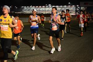 BIB: 0976, 27506, 21403
                            <button type="button" onclick="openModal(14061791)" class="btn btn-primary btn-sm float-right btn-popup" data-toggle="modal" data-target=".modal-high-quality">
                        <i class="fas fa-shopping-cart"></i> Add to Cart
                    </button>
                                            <button type="button" onclick="isThisMe(14061791, true)" class="btn btn-success btn-sm float-right btn-popup btn-isme hidden" data-toggle="tooltip" data-placement="bottom" title="นี่คือรูปของคุณใช่ไหม คลิกที่นี่เพื่อเอาเข้าอัลบั้ม">
                        <i class="fas fa-plus"></i> Add to album
                    </button>
                    <button type="button" onclick="isThisMe(14061791, false)" class="btn btn-warning btn-sm float-right btn-popup btn-isnotme hidden">
                        <i class="fas fa-ban"></i> Remove from album
                    </button>