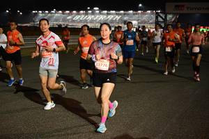 BIB: 20904, 23776
                            <button type="button" onclick="openModal(14065750)" class="btn btn-primary btn-sm float-right btn-popup" data-toggle="modal" data-target=".modal-high-quality">
                        <i class="fas fa-shopping-cart"></i> Add to Cart
                    </button>
                                            <button type="button" onclick="isThisMe(14065750, true)" class="btn btn-success btn-sm float-right btn-popup btn-isme hidden" data-toggle="tooltip" data-placement="bottom" title="นี่คือรูปของคุณใช่ไหม คลิกที่นี่เพื่อเอาเข้าอัลบั้ม">
                        <i class="fas fa-plus"></i> Add to album
                    </button>
                    <button type="button" onclick="isThisMe(14065750, false)" class="btn btn-warning btn-sm float-right btn-popup btn-isnotme hidden">
                        <i class="fas fa-ban"></i> Remove from album
                    </button>