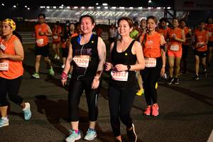 BIB: 29752, 23309, 28361, 804, 23313
                            <button type="button" onclick="openModal(14078375)" class="btn btn-primary btn-sm float-right btn-popup" data-toggle="modal" data-target=".modal-high-quality">
                        <i class="fas fa-shopping-cart"></i> Add to Cart
                    </button>
                                            <button type="button" onclick="isThisMe(14078375, true)" class="btn btn-success btn-sm float-right btn-popup btn-isme hidden" data-toggle="tooltip" data-placement="bottom" title="นี่คือรูปของคุณใช่ไหม คลิกที่นี่เพื่อเอาเข้าอัลบั้ม">
                        <i class="fas fa-plus"></i> Add to album
                    </button>
                    <button type="button" onclick="isThisMe(14078375, false)" class="btn btn-warning btn-sm float-right btn-popup btn-isnotme hidden">
                        <i class="fas fa-ban"></i> Remove from album
                    </button>