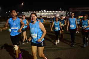 BIB: 14250, 15535, 1661
                            <button type="button" onclick="openModal(14100542)" class="btn btn-primary btn-sm float-right btn-popup" data-toggle="modal" data-target=".modal-high-quality">
                        <i class="fas fa-shopping-cart"></i> Add to Cart
                    </button>
                                            <button type="button" onclick="isThisMe(14100542, true)" class="btn btn-success btn-sm float-right btn-popup btn-isme hidden" data-toggle="tooltip" data-placement="bottom" title="นี่คือรูปของคุณใช่ไหม คลิกที่นี่เพื่อเอาเข้าอัลบั้ม">
                        <i class="fas fa-plus"></i> Add to album
                    </button>
                    <button type="button" onclick="isThisMe(14100542, false)" class="btn btn-warning btn-sm float-right btn-popup btn-isnotme hidden">
                        <i class="fas fa-ban"></i> Remove from album
                    </button>
