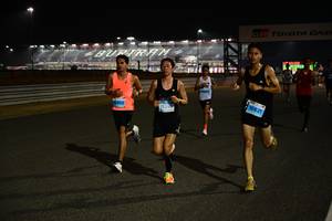BIB: 10521, 0402, 1539
                            <button type="button" onclick="openModal(14085846)" class="btn btn-primary btn-sm float-right btn-popup" data-toggle="modal" data-target=".modal-high-quality">
                        <i class="fas fa-shopping-cart"></i> Add to Cart
                    </button>
                                            <button type="button" onclick="isThisMe(14085846, true)" class="btn btn-success btn-sm float-right btn-popup btn-isme hidden" data-toggle="tooltip" data-placement="bottom" title="นี่คือรูปของคุณใช่ไหม คลิกที่นี่เพื่อเอาเข้าอัลบั้ม">
                        <i class="fas fa-plus"></i> Add to album
                    </button>
                    <button type="button" onclick="isThisMe(14085846, false)" class="btn btn-warning btn-sm float-right btn-popup btn-isnotme hidden">
                        <i class="fas fa-ban"></i> Remove from album
                    </button>