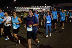 BIB: 0458, 641, 14887
                            <button type="button" onclick="openModal(14102471)" class="btn btn-primary btn-sm float-right btn-popup" data-toggle="modal" data-target=".modal-high-quality">
                        <i class="fas fa-shopping-cart"></i> Add to Cart
                    </button>
                                            <button type="button" onclick="isThisMe(14102471, true)" class="btn btn-success btn-sm float-right btn-popup btn-isme hidden" data-toggle="tooltip" data-placement="bottom" title="นี่คือรูปของคุณใช่ไหม คลิกที่นี่เพื่อเอาเข้าอัลบั้ม">
                        <i class="fas fa-plus"></i> Add to album
                    </button>
                    <button type="button" onclick="isThisMe(14102471, false)" class="btn btn-warning btn-sm float-right btn-popup btn-isnotme hidden">
                        <i class="fas fa-ban"></i> Remove from album
                    </button>