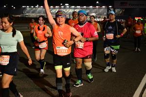 BIB: 26355, 29070, 22353, 4022
                            <button type="button" onclick="openModal(14081610)" class="btn btn-primary btn-sm float-right btn-popup" data-toggle="modal" data-target=".modal-high-quality">
                        <i class="fas fa-shopping-cart"></i> Add to Cart
                    </button>
                                            <button type="button" onclick="isThisMe(14081610, true)" class="btn btn-success btn-sm float-right btn-popup btn-isme hidden" data-toggle="tooltip" data-placement="bottom" title="นี่คือรูปของคุณใช่ไหม คลิกที่นี่เพื่อเอาเข้าอัลบั้ม">
                        <i class="fas fa-plus"></i> Add to album
                    </button>
                    <button type="button" onclick="isThisMe(14081610, false)" class="btn btn-warning btn-sm float-right btn-popup btn-isnotme hidden">
                        <i class="fas fa-ban"></i> Remove from album
                    </button>