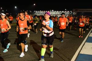 BIB: 295, 250
                            <button type="button" onclick="openModal(14077857)" class="btn btn-primary btn-sm float-right btn-popup" data-toggle="modal" data-target=".modal-high-quality">
                        <i class="fas fa-shopping-cart"></i> Add to Cart
                    </button>
                                            <button type="button" onclick="isThisMe(14077857, true)" class="btn btn-success btn-sm float-right btn-popup btn-isme hidden" data-toggle="tooltip" data-placement="bottom" title="นี่คือรูปของคุณใช่ไหม คลิกที่นี่เพื่อเอาเข้าอัลบั้ม">
                        <i class="fas fa-plus"></i> Add to album
                    </button>
                    <button type="button" onclick="isThisMe(14077857, false)" class="btn btn-warning btn-sm float-right btn-popup btn-isnotme hidden">
                        <i class="fas fa-ban"></i> Remove from album
                    </button>