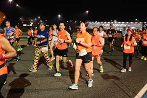 BIB: 4548, 23180
                            <button type="button" onclick="openModal(14073625)" class="btn btn-primary btn-sm float-right btn-popup" data-toggle="modal" data-target=".modal-high-quality">
                        <i class="fas fa-shopping-cart"></i> Add to Cart
                    </button>
                                            <button type="button" onclick="isThisMe(14073625, true)" class="btn btn-success btn-sm float-right btn-popup btn-isme hidden" data-toggle="tooltip" data-placement="bottom" title="นี่คือรูปของคุณใช่ไหม คลิกที่นี่เพื่อเอาเข้าอัลบั้ม">
                        <i class="fas fa-plus"></i> Add to album
                    </button>
                    <button type="button" onclick="isThisMe(14073625, false)" class="btn btn-warning btn-sm float-right btn-popup btn-isnotme hidden">
                        <i class="fas fa-ban"></i> Remove from album
                    </button>