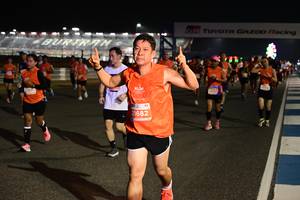 BIB: 21682
                            <button type="button" onclick="openModal(14067093)" class="btn btn-primary btn-sm float-right btn-popup" data-toggle="modal" data-target=".modal-high-quality">
                        <i class="fas fa-shopping-cart"></i> Add to Cart
                    </button>
                                            <button type="button" onclick="isThisMe(14067093, true)" class="btn btn-success btn-sm float-right btn-popup btn-isme hidden" data-toggle="tooltip" data-placement="bottom" title="นี่คือรูปของคุณใช่ไหม คลิกที่นี่เพื่อเอาเข้าอัลบั้ม">
                        <i class="fas fa-plus"></i> Add to album
                    </button>
                    <button type="button" onclick="isThisMe(14067093, false)" class="btn btn-warning btn-sm float-right btn-popup btn-isnotme hidden">
                        <i class="fas fa-ban"></i> Remove from album
                    </button>