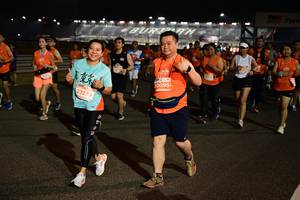 BIB: 20095, 23279
                            <button type="button" onclick="openModal(14078187)" class="btn btn-primary btn-sm float-right btn-popup" data-toggle="modal" data-target=".modal-high-quality">
                        <i class="fas fa-shopping-cart"></i> Add to Cart
                    </button>
                                            <button type="button" onclick="isThisMe(14078187, true)" class="btn btn-success btn-sm float-right btn-popup btn-isme hidden" data-toggle="tooltip" data-placement="bottom" title="นี่คือรูปของคุณใช่ไหม คลิกที่นี่เพื่อเอาเข้าอัลบั้ม">
                        <i class="fas fa-plus"></i> Add to album
                    </button>
                    <button type="button" onclick="isThisMe(14078187, false)" class="btn btn-warning btn-sm float-right btn-popup btn-isnotme hidden">
                        <i class="fas fa-ban"></i> Remove from album
                    </button>