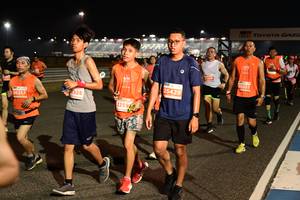 BIB: 26652, 25429, 928, 26257, 23597
                            <button type="button" onclick="openModal(14073240)" class="btn btn-primary btn-sm float-right btn-popup" data-toggle="modal" data-target=".modal-high-quality">
                        <i class="fas fa-shopping-cart"></i> Add to Cart
                    </button>
                                            <button type="button" onclick="isThisMe(14073240, true)" class="btn btn-success btn-sm float-right btn-popup btn-isme hidden" data-toggle="tooltip" data-placement="bottom" title="นี่คือรูปของคุณใช่ไหม คลิกที่นี่เพื่อเอาเข้าอัลบั้ม">
                        <i class="fas fa-plus"></i> Add to album
                    </button>
                    <button type="button" onclick="isThisMe(14073240, false)" class="btn btn-warning btn-sm float-right btn-popup btn-isnotme hidden">
                        <i class="fas fa-ban"></i> Remove from album
                    </button>