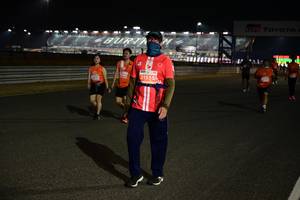 BIB: 21555
                            <button type="button" onclick="openModal(14083052)" class="btn btn-primary btn-sm float-right btn-popup" data-toggle="modal" data-target=".modal-high-quality">
                        <i class="fas fa-shopping-cart"></i> Add to Cart
                    </button>
                                            <button type="button" onclick="isThisMe(14083052, true)" class="btn btn-success btn-sm float-right btn-popup btn-isme hidden" data-toggle="tooltip" data-placement="bottom" title="นี่คือรูปของคุณใช่ไหม คลิกที่นี่เพื่อเอาเข้าอัลบั้ม">
                        <i class="fas fa-plus"></i> Add to album
                    </button>
                    <button type="button" onclick="isThisMe(14083052, false)" class="btn btn-warning btn-sm float-right btn-popup btn-isnotme hidden">
                        <i class="fas fa-ban"></i> Remove from album
                    </button>