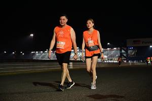 BIB: 95312, 303
                            <button type="button" onclick="openModal(14083970)" class="btn btn-primary btn-sm float-right btn-popup" data-toggle="modal" data-target=".modal-high-quality">
                        <i class="fas fa-shopping-cart"></i> Add to Cart
                    </button>
                                            <button type="button" onclick="isThisMe(14083970, true)" class="btn btn-success btn-sm float-right btn-popup btn-isme hidden" data-toggle="tooltip" data-placement="bottom" title="นี่คือรูปของคุณใช่ไหม คลิกที่นี่เพื่อเอาเข้าอัลบั้ม">
                        <i class="fas fa-plus"></i> Add to album
                    </button>
                    <button type="button" onclick="isThisMe(14083970, false)" class="btn btn-warning btn-sm float-right btn-popup btn-isnotme hidden">
                        <i class="fas fa-ban"></i> Remove from album
                    </button>