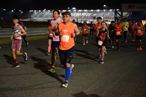 BIB: 2082
                            <button type="button" onclick="openModal(14063565)" class="btn btn-primary btn-sm float-right btn-popup" data-toggle="modal" data-target=".modal-high-quality">
                        <i class="fas fa-shopping-cart"></i> Add to Cart
                    </button>
                                            <button type="button" onclick="isThisMe(14063565, true)" class="btn btn-success btn-sm float-right btn-popup btn-isme hidden" data-toggle="tooltip" data-placement="bottom" title="นี่คือรูปของคุณใช่ไหม คลิกที่นี่เพื่อเอาเข้าอัลบั้ม">
                        <i class="fas fa-plus"></i> Add to album
                    </button>
                    <button type="button" onclick="isThisMe(14063565, false)" class="btn btn-warning btn-sm float-right btn-popup btn-isnotme hidden">
                        <i class="fas fa-ban"></i> Remove from album
                    </button>