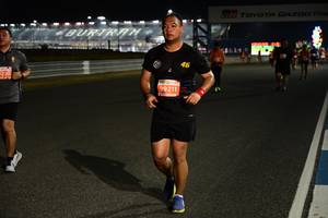 BIB: 220, 99211
                            <button type="button" onclick="openModal(14083279)" class="btn btn-primary btn-sm float-right btn-popup" data-toggle="modal" data-target=".modal-high-quality">
                        <i class="fas fa-shopping-cart"></i> Add to Cart
                    </button>
                                            <button type="button" onclick="isThisMe(14083279, true)" class="btn btn-success btn-sm float-right btn-popup btn-isme hidden" data-toggle="tooltip" data-placement="bottom" title="นี่คือรูปของคุณใช่ไหม คลิกที่นี่เพื่อเอาเข้าอัลบั้ม">
                        <i class="fas fa-plus"></i> Add to album
                    </button>
                    <button type="button" onclick="isThisMe(14083279, false)" class="btn btn-warning btn-sm float-right btn-popup btn-isnotme hidden">
                        <i class="fas fa-ban"></i> Remove from album
                    </button>