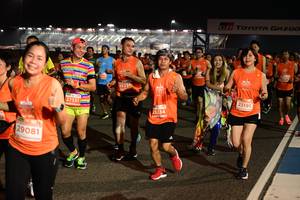 BIB: 25236, 23191, 27331, 25234, 29081
                            <button type="button" onclick="openModal(14071569)" class="btn btn-primary btn-sm float-right btn-popup" data-toggle="modal" data-target=".modal-high-quality">
                        <i class="fas fa-shopping-cart"></i> Add to Cart
                    </button>
                                            <button type="button" onclick="isThisMe(14071569, true)" class="btn btn-success btn-sm float-right btn-popup btn-isme hidden" data-toggle="tooltip" data-placement="bottom" title="นี่คือรูปของคุณใช่ไหม คลิกที่นี่เพื่อเอาเข้าอัลบั้ม">
                        <i class="fas fa-plus"></i> Add to album
                    </button>
                    <button type="button" onclick="isThisMe(14071569, false)" class="btn btn-warning btn-sm float-right btn-popup btn-isnotme hidden">
                        <i class="fas fa-ban"></i> Remove from album
                    </button>