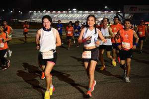 BIB: 26065, 29071, 29067
                            <button type="button" onclick="openModal(14068474)" class="btn btn-primary btn-sm float-right btn-popup" data-toggle="modal" data-target=".modal-high-quality">
                        <i class="fas fa-shopping-cart"></i> Add to Cart
                    </button>
                                            <button type="button" onclick="isThisMe(14068474, true)" class="btn btn-success btn-sm float-right btn-popup btn-isme hidden" data-toggle="tooltip" data-placement="bottom" title="นี่คือรูปของคุณใช่ไหม คลิกที่นี่เพื่อเอาเข้าอัลบั้ม">
                        <i class="fas fa-plus"></i> Add to album
                    </button>
                    <button type="button" onclick="isThisMe(14068474, false)" class="btn btn-warning btn-sm float-right btn-popup btn-isnotme hidden">
                        <i class="fas fa-ban"></i> Remove from album
                    </button>