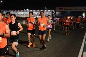 BIB: 0404, 2530, 3692, 20955
                            <button type="button" onclick="openModal(14065086)" class="btn btn-primary btn-sm float-right btn-popup" data-toggle="modal" data-target=".modal-high-quality">
                        <i class="fas fa-shopping-cart"></i> Add to Cart
                    </button>
                                            <button type="button" onclick="isThisMe(14065086, true)" class="btn btn-success btn-sm float-right btn-popup btn-isme hidden" data-toggle="tooltip" data-placement="bottom" title="นี่คือรูปของคุณใช่ไหม คลิกที่นี่เพื่อเอาเข้าอัลบั้ม">
                        <i class="fas fa-plus"></i> Add to album
                    </button>
                    <button type="button" onclick="isThisMe(14065086, false)" class="btn btn-warning btn-sm float-right btn-popup btn-isnotme hidden">
                        <i class="fas fa-ban"></i> Remove from album
                    </button>