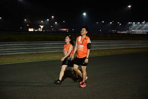 BIB: 26982, 
                            <button type="button" onclick="openModal(14083086)" class="btn btn-primary btn-sm float-right btn-popup" data-toggle="modal" data-target=".modal-high-quality">
                        <i class="fas fa-shopping-cart"></i> Add to Cart
                    </button>
                                            <button type="button" onclick="isThisMe(14083086, true)" class="btn btn-success btn-sm float-right btn-popup btn-isme hidden" data-toggle="tooltip" data-placement="bottom" title="นี่คือรูปของคุณใช่ไหม คลิกที่นี่เพื่อเอาเข้าอัลบั้ม">
                        <i class="fas fa-plus"></i> Add to album
                    </button>
                    <button type="button" onclick="isThisMe(14083086, false)" class="btn btn-warning btn-sm float-right btn-popup btn-isnotme hidden">
                        <i class="fas fa-ban"></i> Remove from album
                    </button>